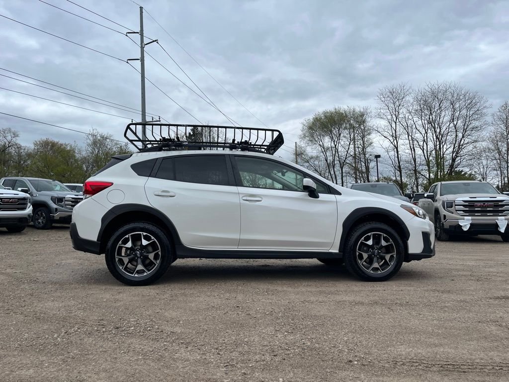 Used 2019 Crystal White Pearl Subaru 2.0i Premium image 8