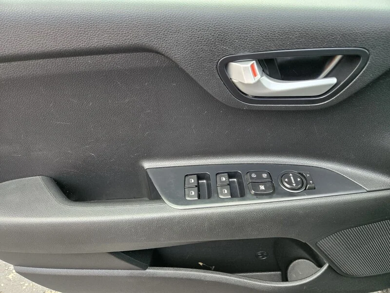 Used 2018 Aurora Black Kia S image 14