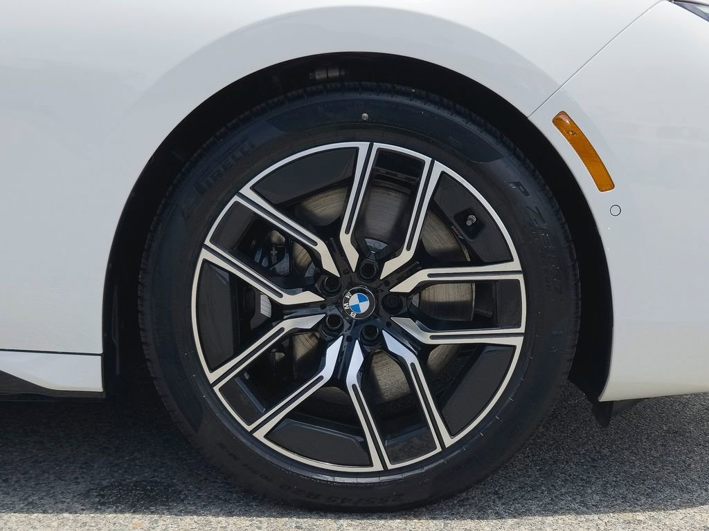 New 2026 Alpine White BMW 740i image 6