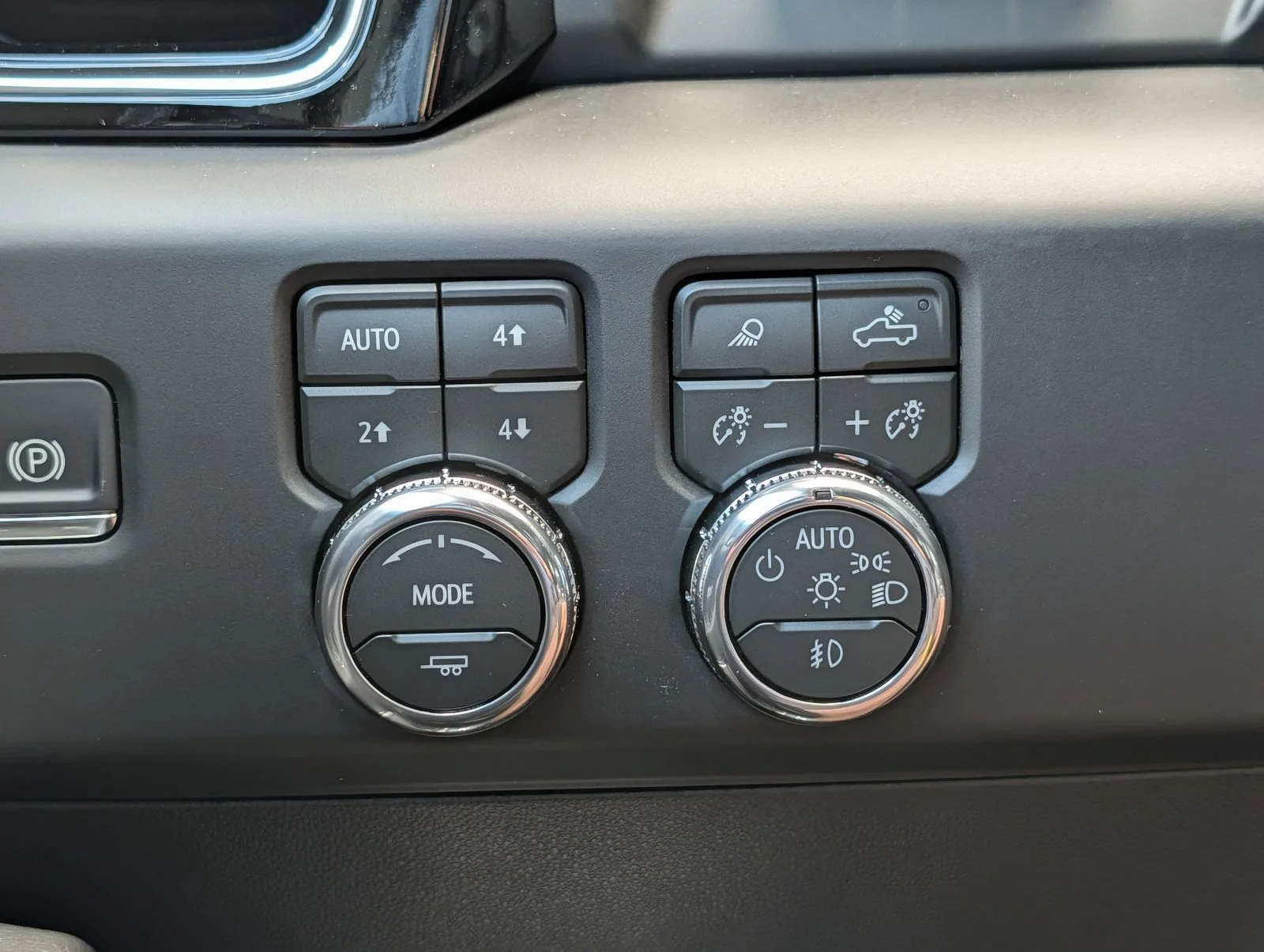 New 2026 Sterling Metallic GMC Denali image 15