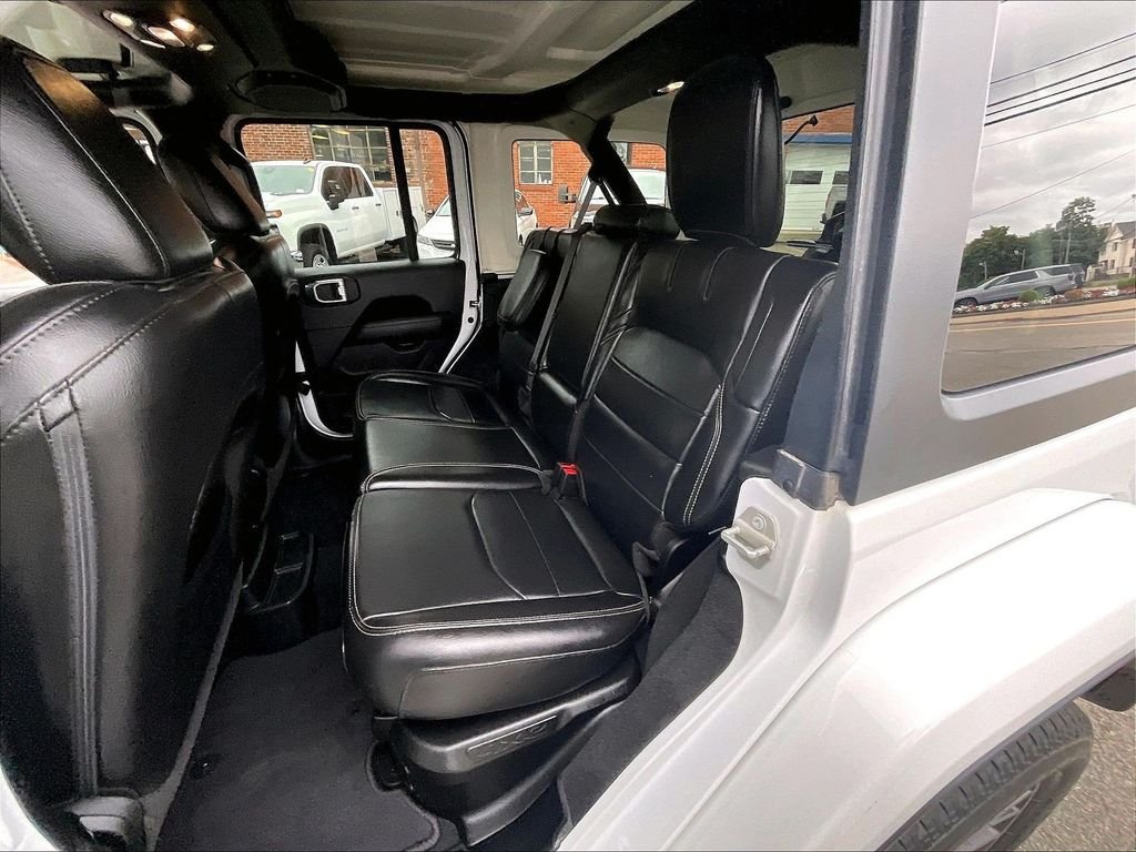 Used 2023 White Jeep Sahara 4xe image 15
