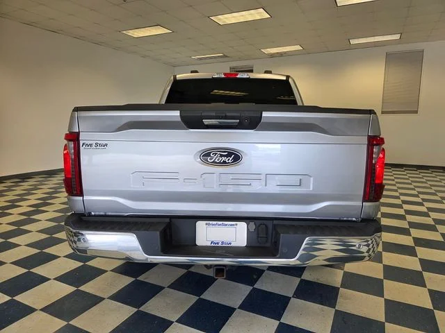 Used 2024 Silver Ford XLT image 6