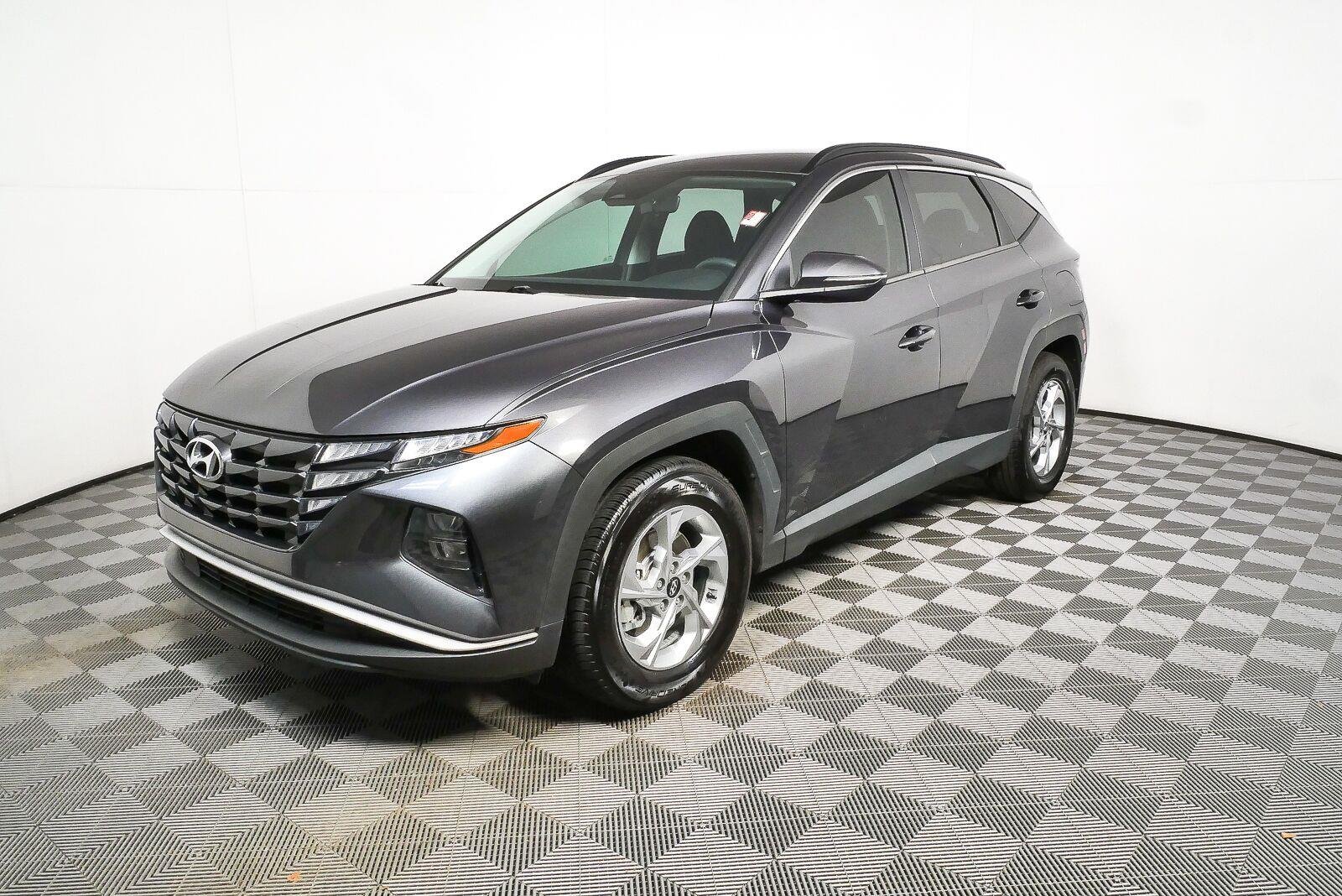 Used 2022 Portofino Gray Hyundai SEL image 29