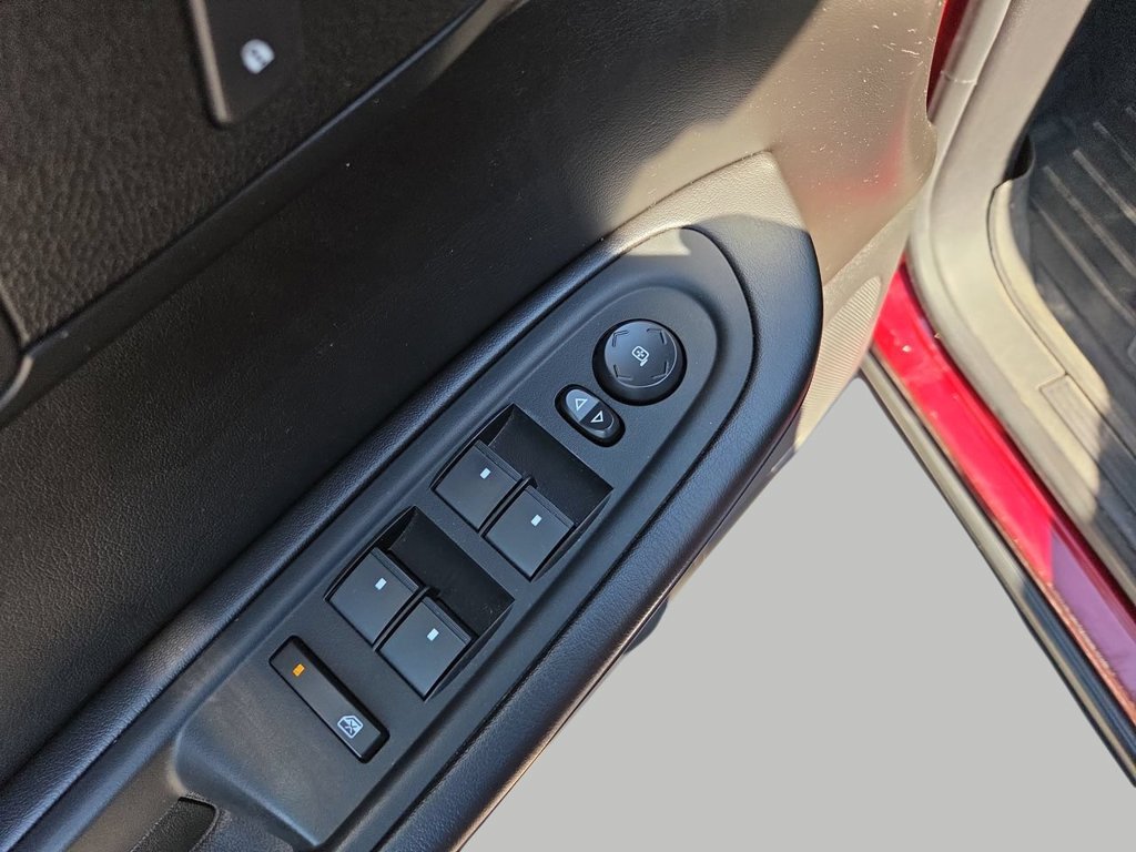 Used 2015 Red Chevrolet LT image 16