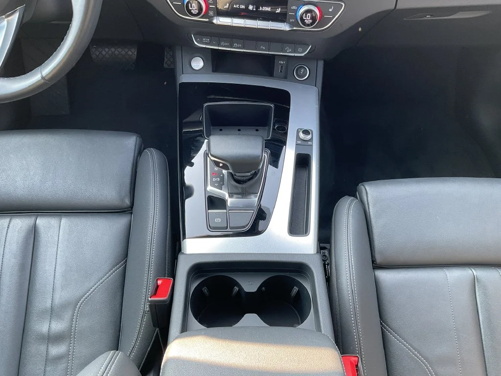 Used 2025 Black Audi 45 S line Premium image 29
