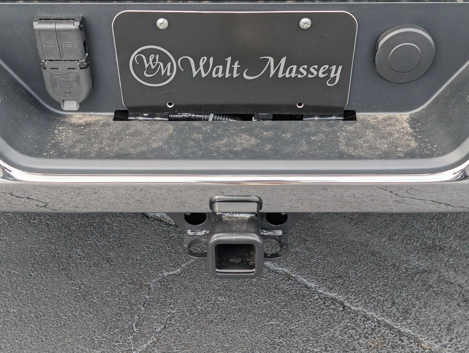 New 2026 Onyx Black GMC SLT image 5