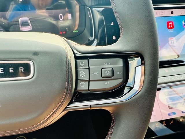 2025 Jeep Wagoneer S Limited - Photo 17