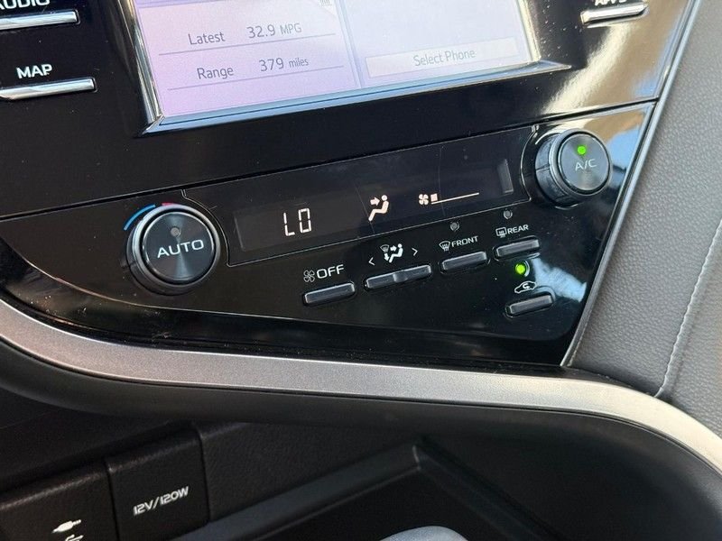 Used 2019 Celestial Silver Metallic Toyota SE image 28