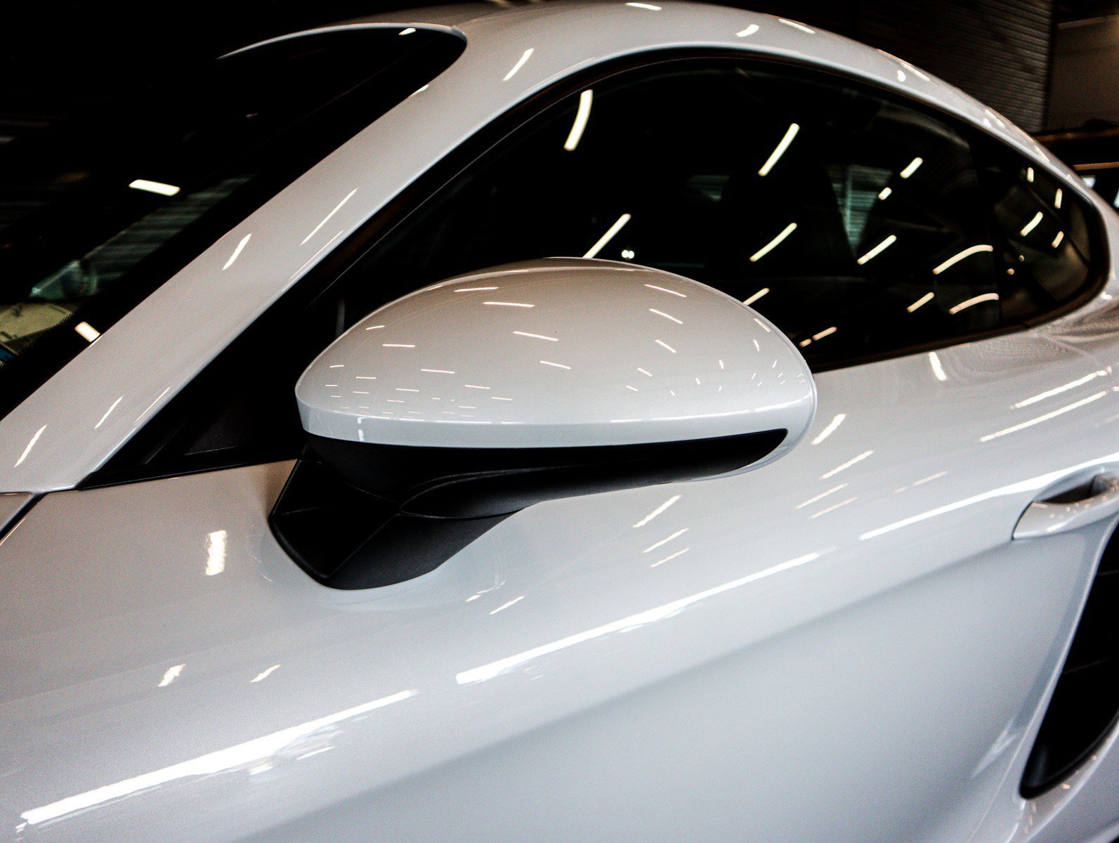 2025 Porsche 718 - Photo 29