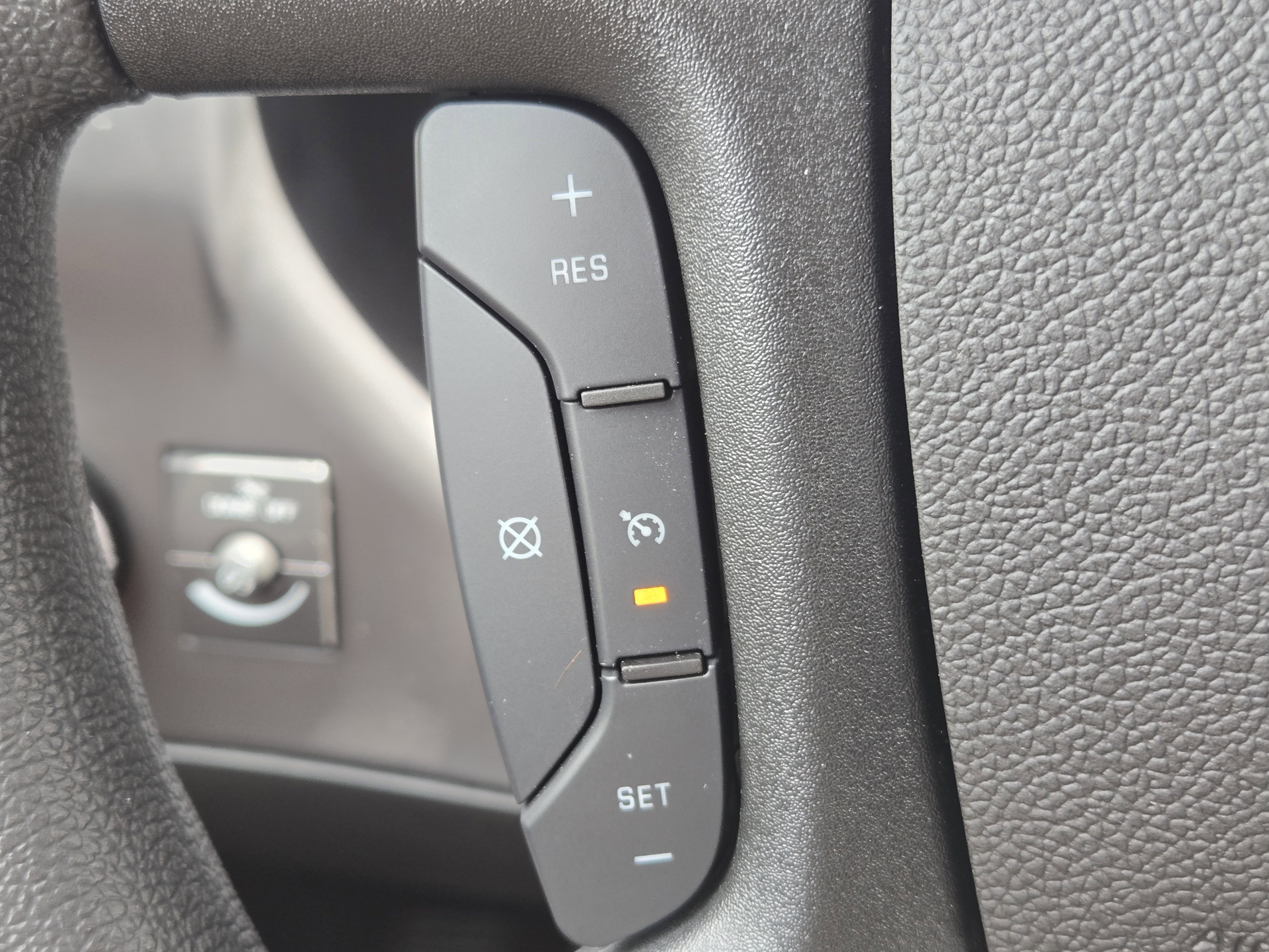 2025 Chevrolet Express Cargo Work Van - Photo 20