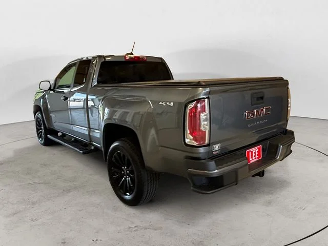 Used 2022 Gray GMC Elevation Standard image 3