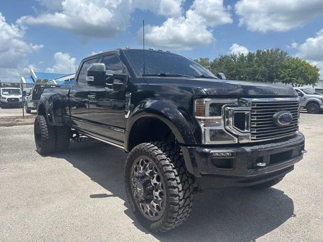 Used 2022 Black Ford Platinum image 3