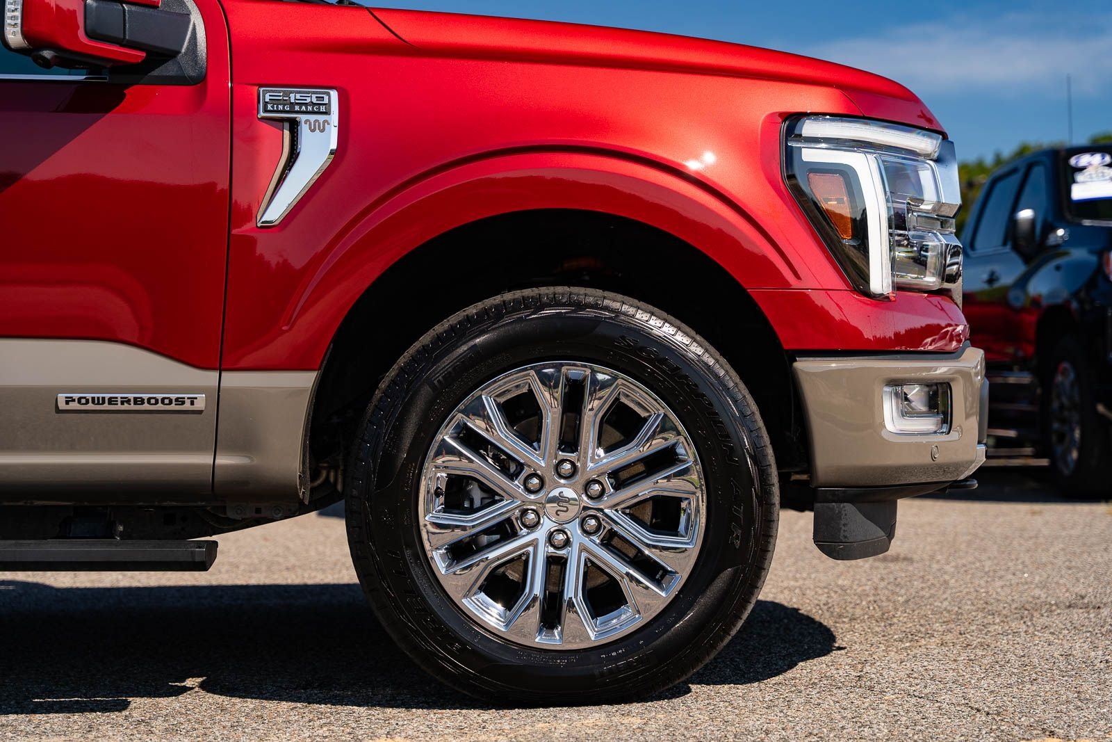 Certified Used 2025  Ford King Ranch image 9