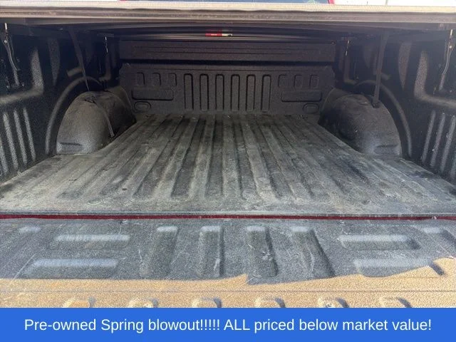 Used 2017 Red Ford XLT image 7