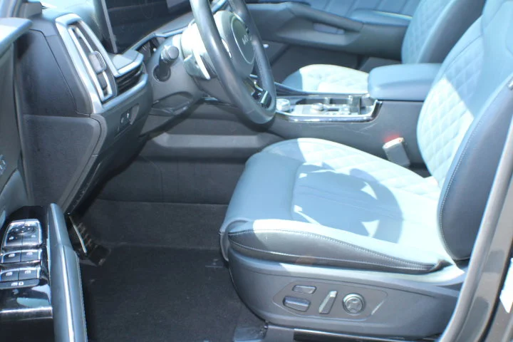 Used 2025 Gray Kia SX Prestige image 14