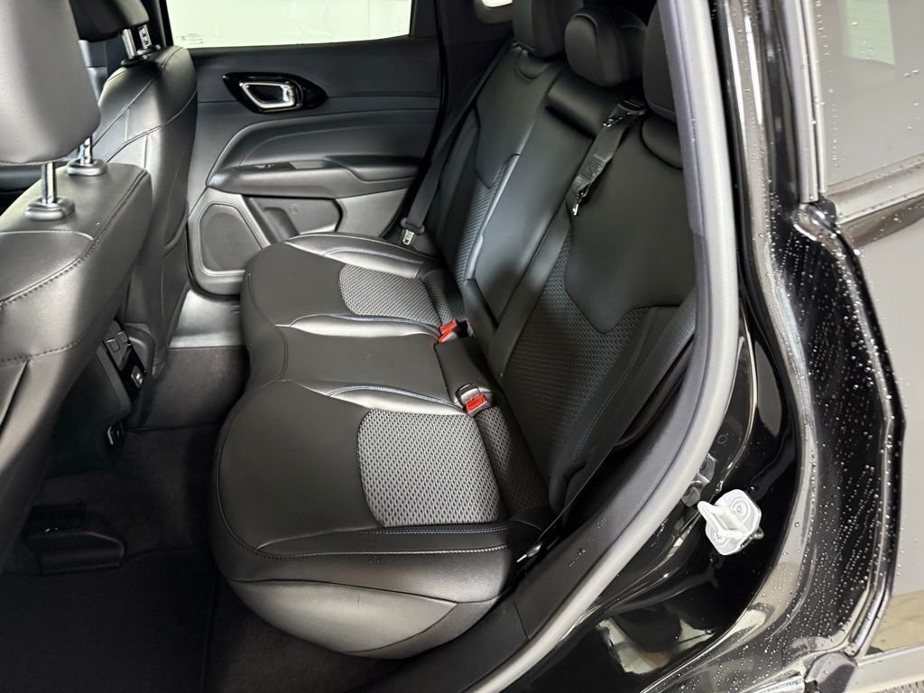 2026 Jeep Compass Latitude Altitude - Photo 13