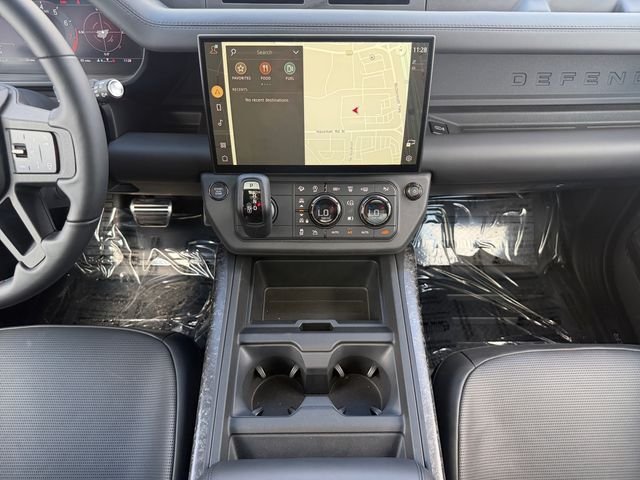 New 2026 Narvik Black Land Rover OCTA Black image 15