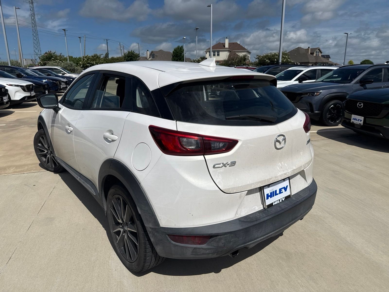Used 2017 Crystal White Pearl Mica Mazda Grand Touring image 5