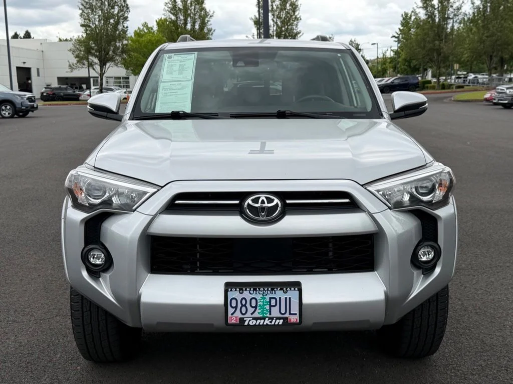 Used 2022 Classic Silver Metallic Toyota SR5 Premium image 4