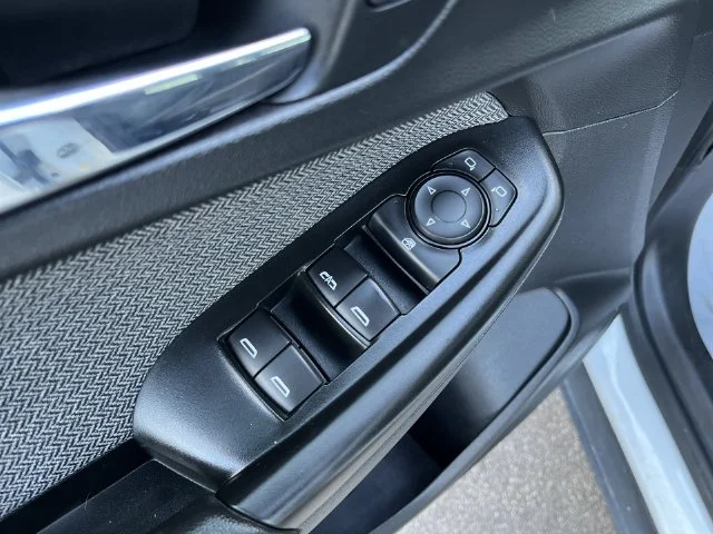 2021 Chevrolet Trailblazer LS - Photo 18