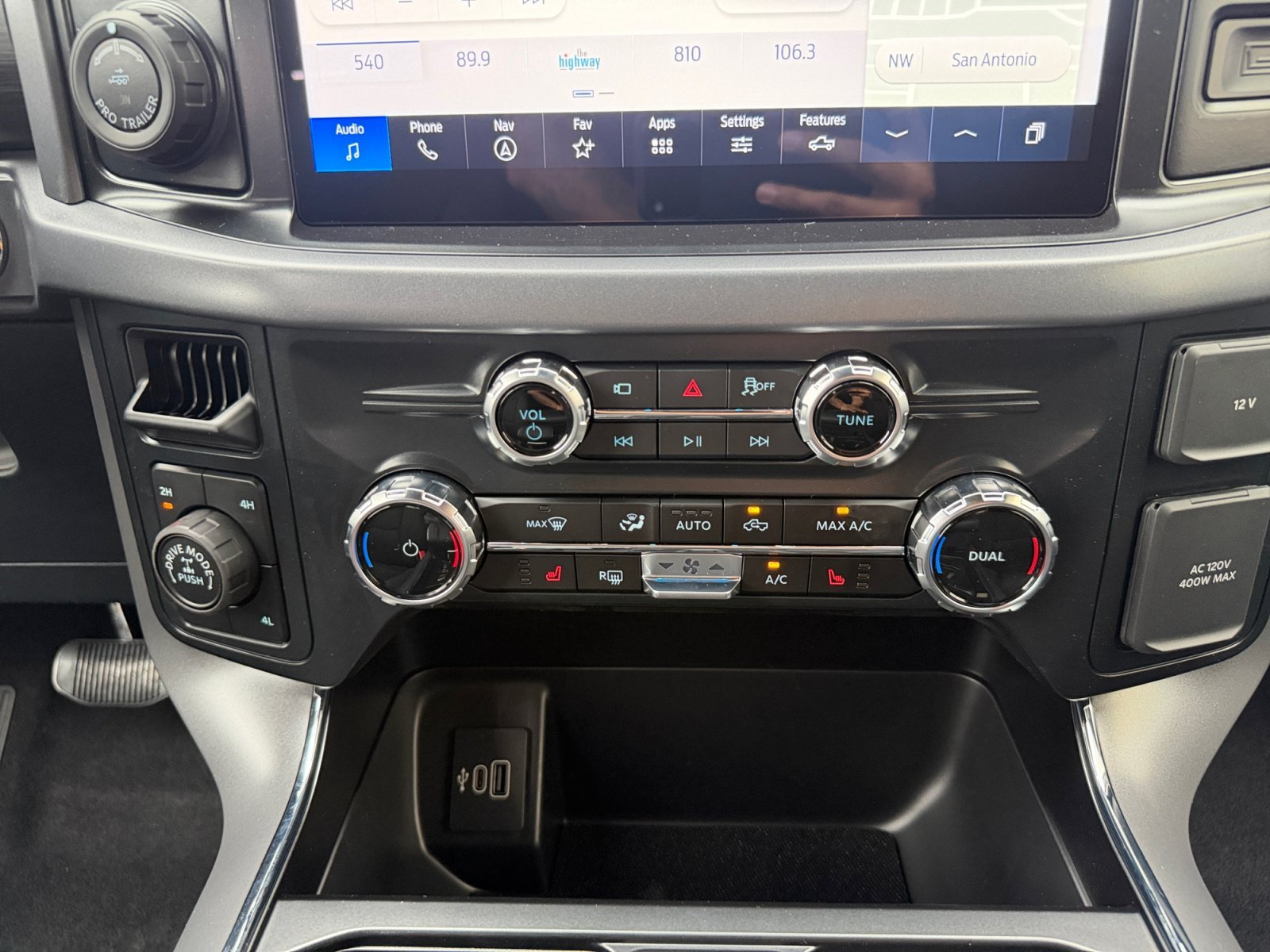New 2026 Antimatter Blue Metallic Ford XLT image 22