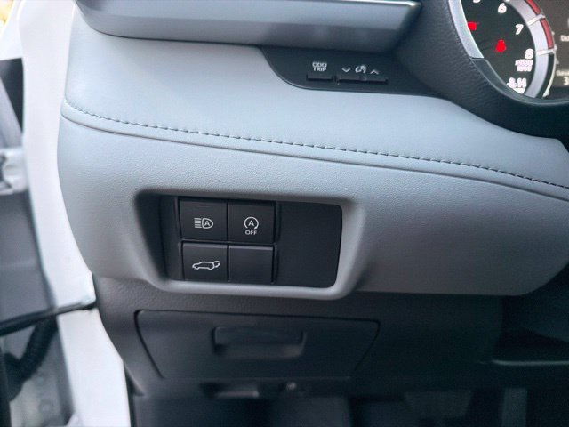 New 2026 Wind Chill Pearl <sup>1</sup> Toyota  XLE image 13
