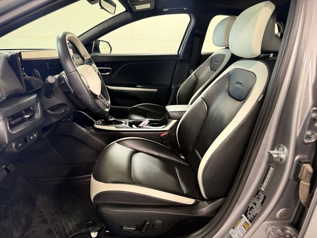 Used 2025 Gray Kia GT-Line image 10