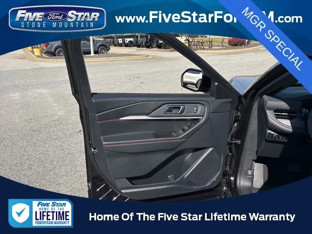 New 2026 Agate Black Metallic Ford ST-Line image 10