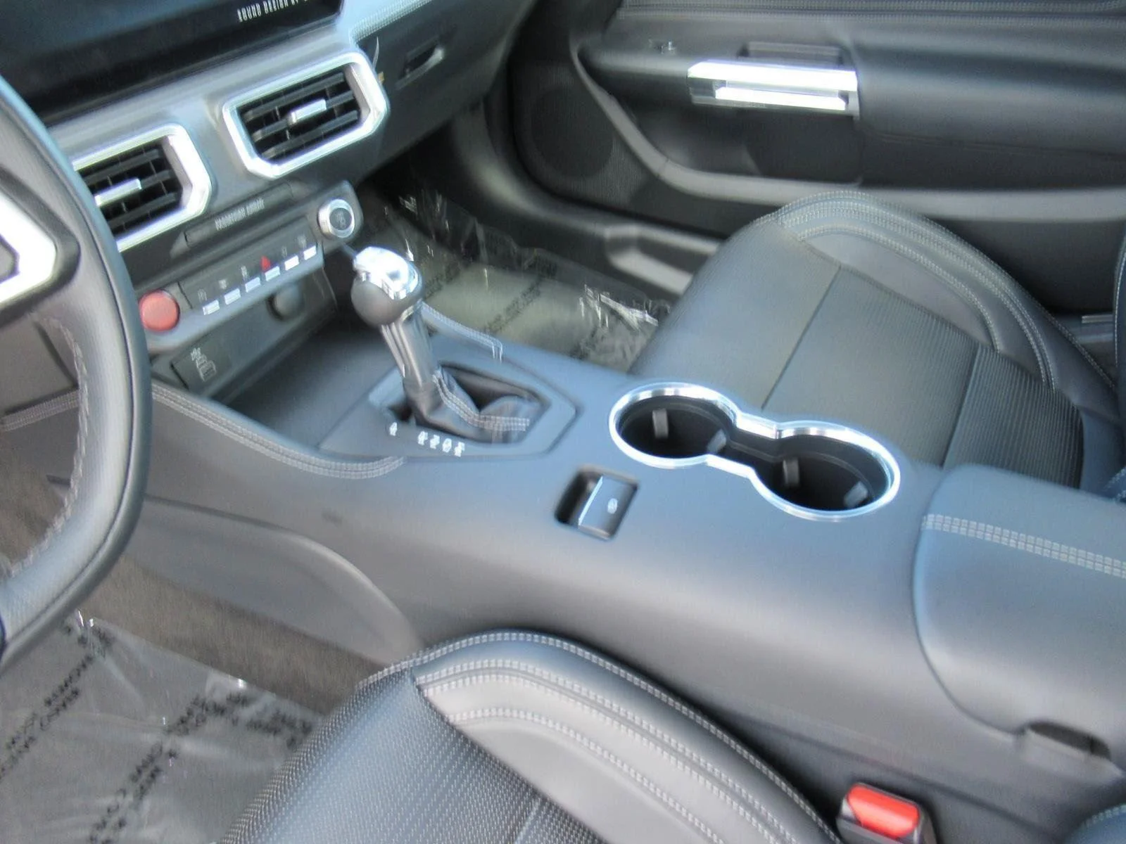 New 2025 Oxford White Ford GT Premium Convertible image 16