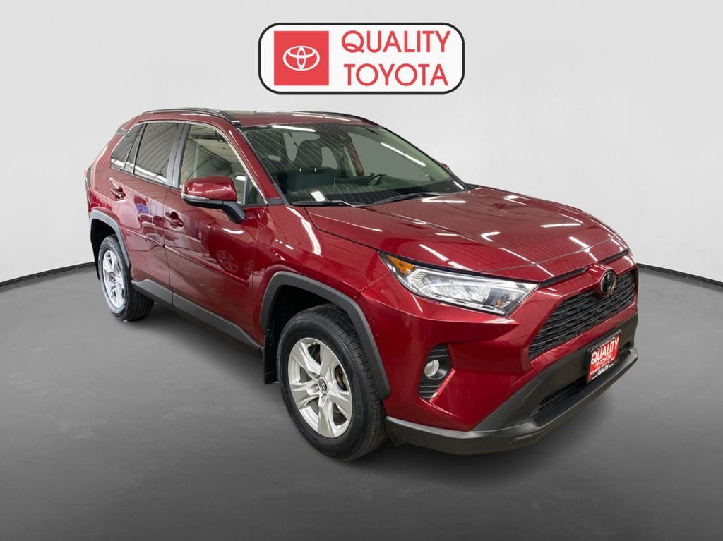 Used 2019 Toyota RAV4 XLE with VIN JTMP1RFV5KD017830 for sale in Fergus Falls, Minnesota