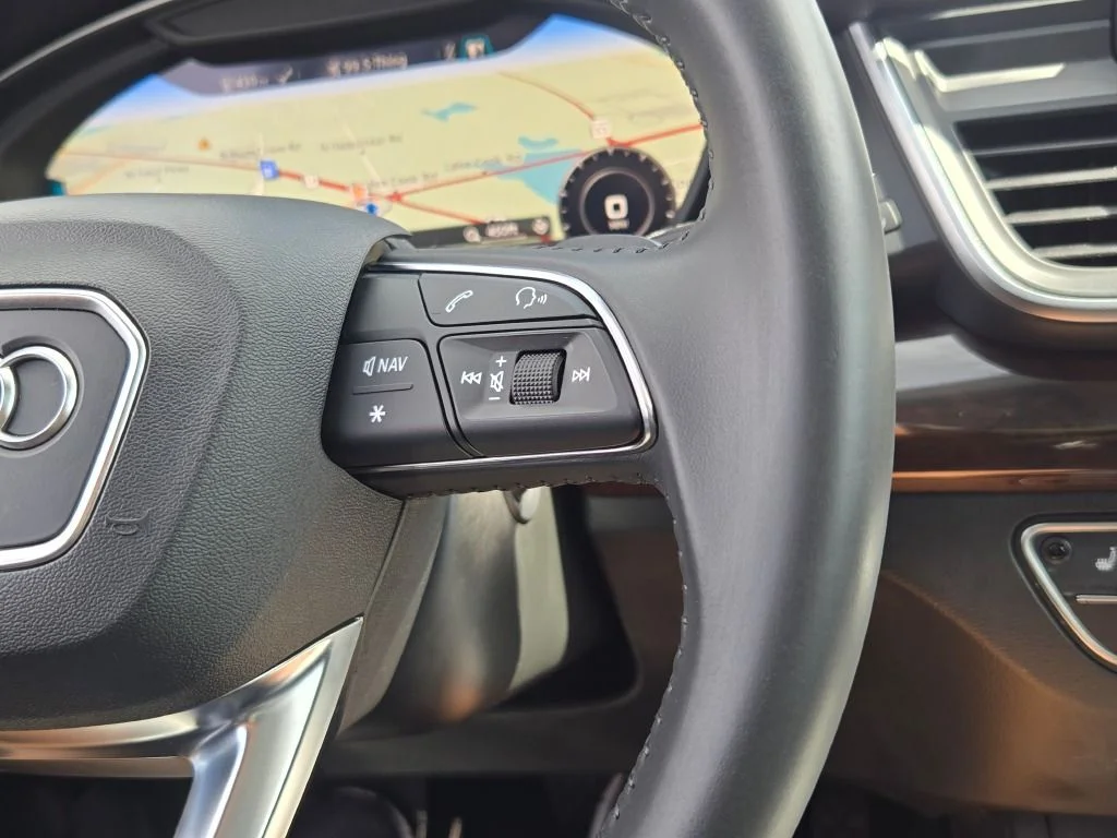 Used 2018 Black Audi 2.0T image 33