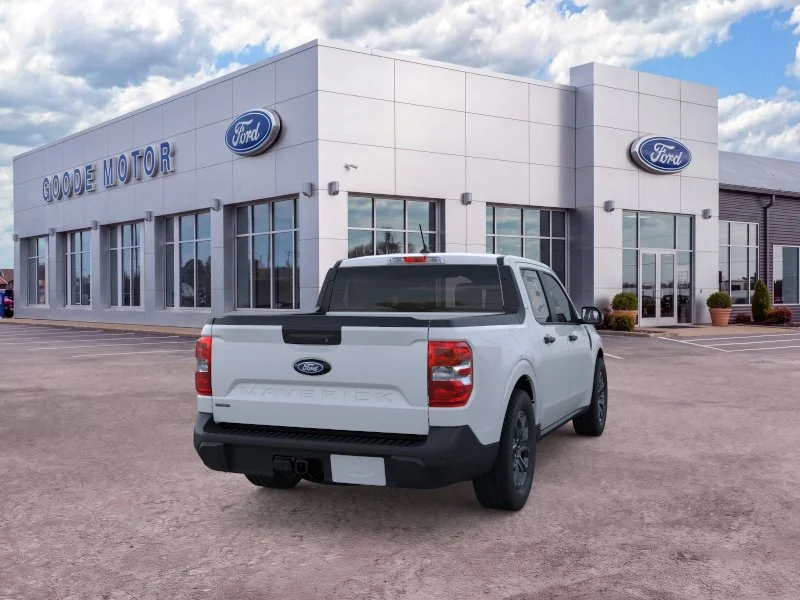 New 2026 Space White Metallic Ford XLT image 32
