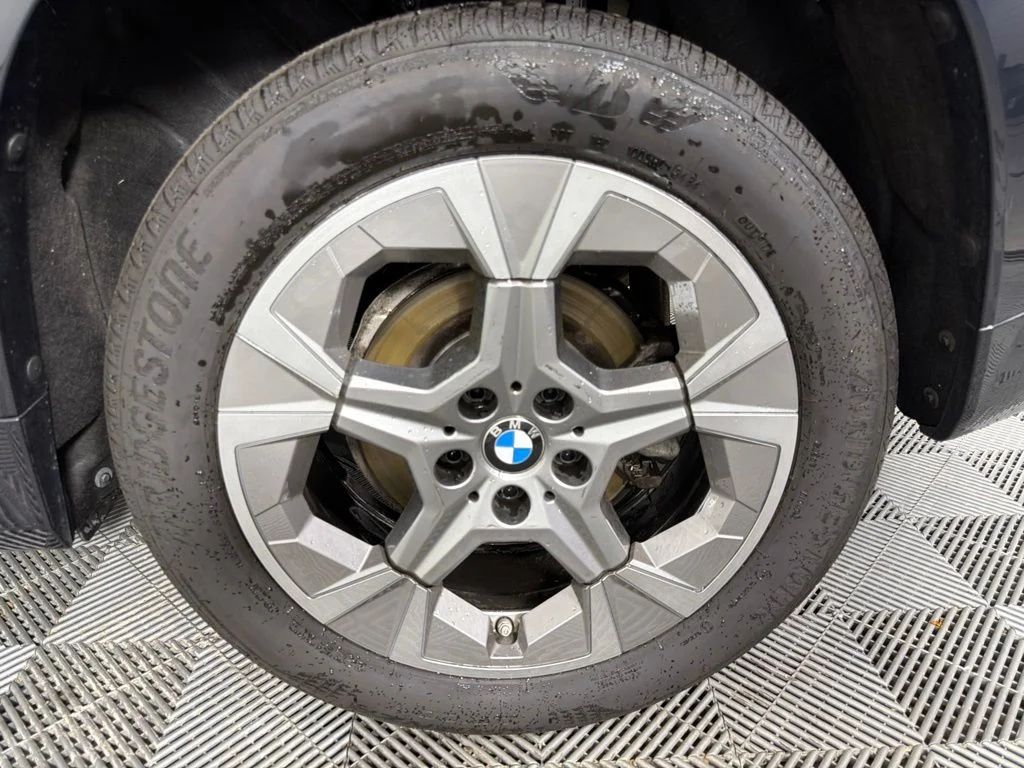 Certified Used 2023 Space Silver Metallic BMW xDrive28i image 9