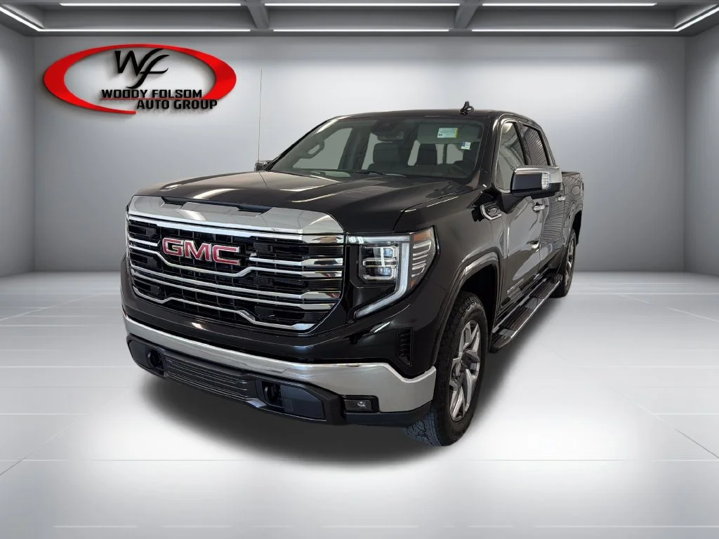 New 2026 Onyx Black GMC SLT image 3