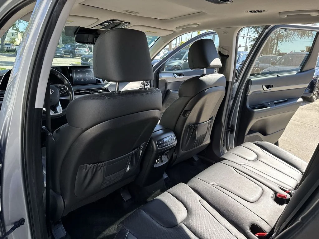 Used 2020 Silver Hyundai SEL image 34