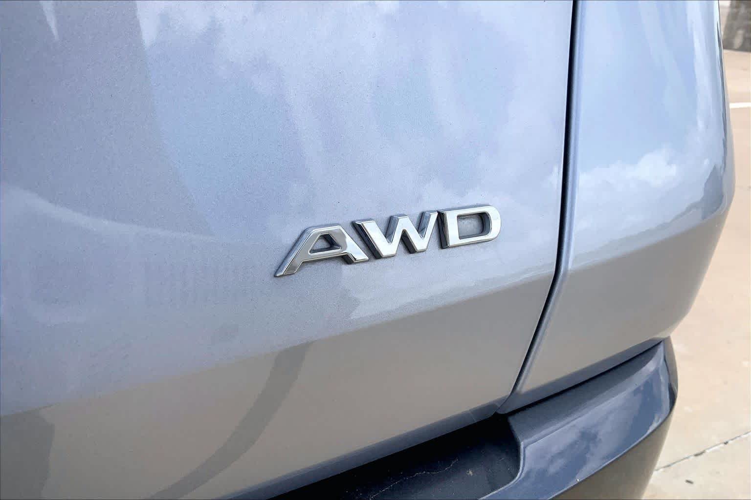 2025 Acura ADX Base - Photo 10