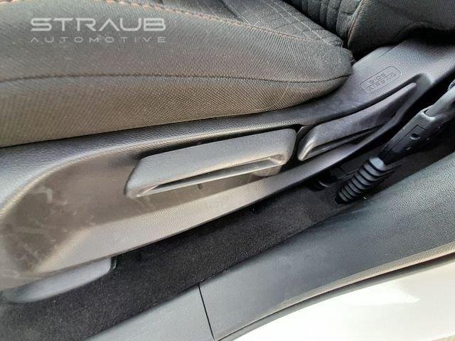 Used 2025 Platinum White Pearl Honda  image 34