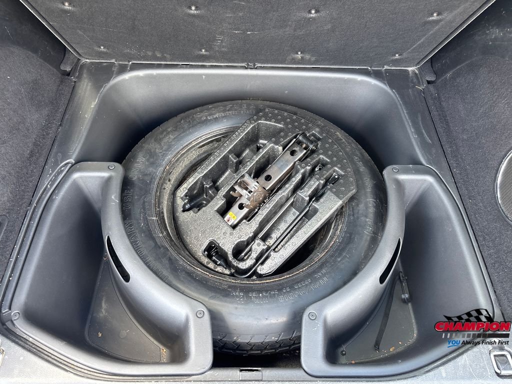 Used 2014 Blue Jeep Limited image 23