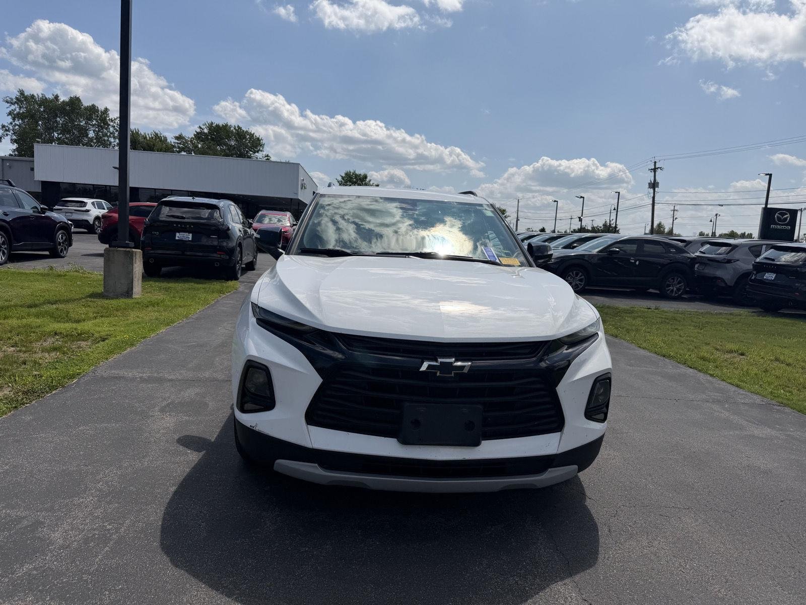 Used 2021 Summit White Chevrolet LT image 4
