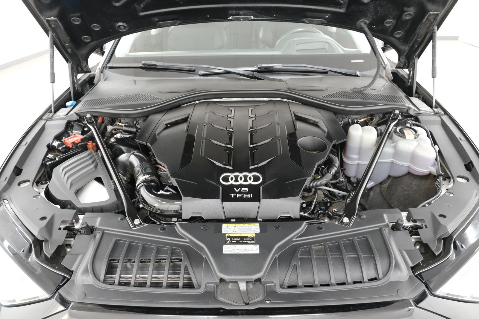 Used 2021 Black Metallic Audi 4.0 image 43
