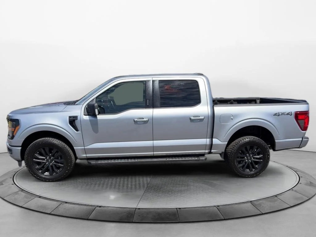 Certified Used 2024 Iconic Silver Metallic Ford XLT image 3
