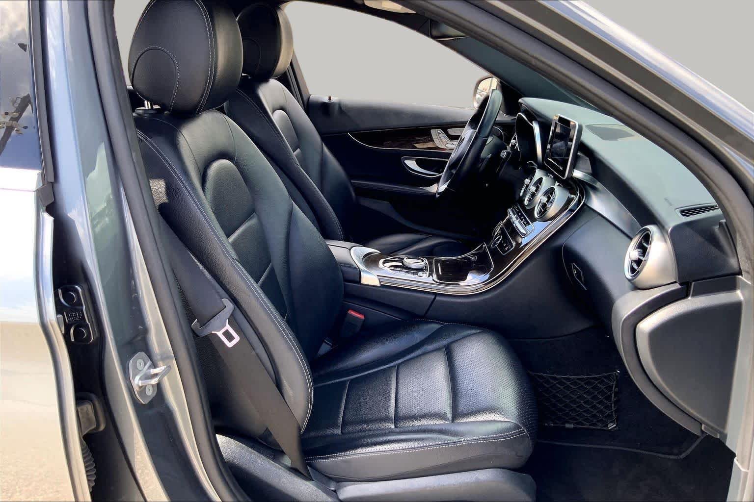 Used 2018 Selenite Grey Metallic Mercedes-Benz C 300 image 9