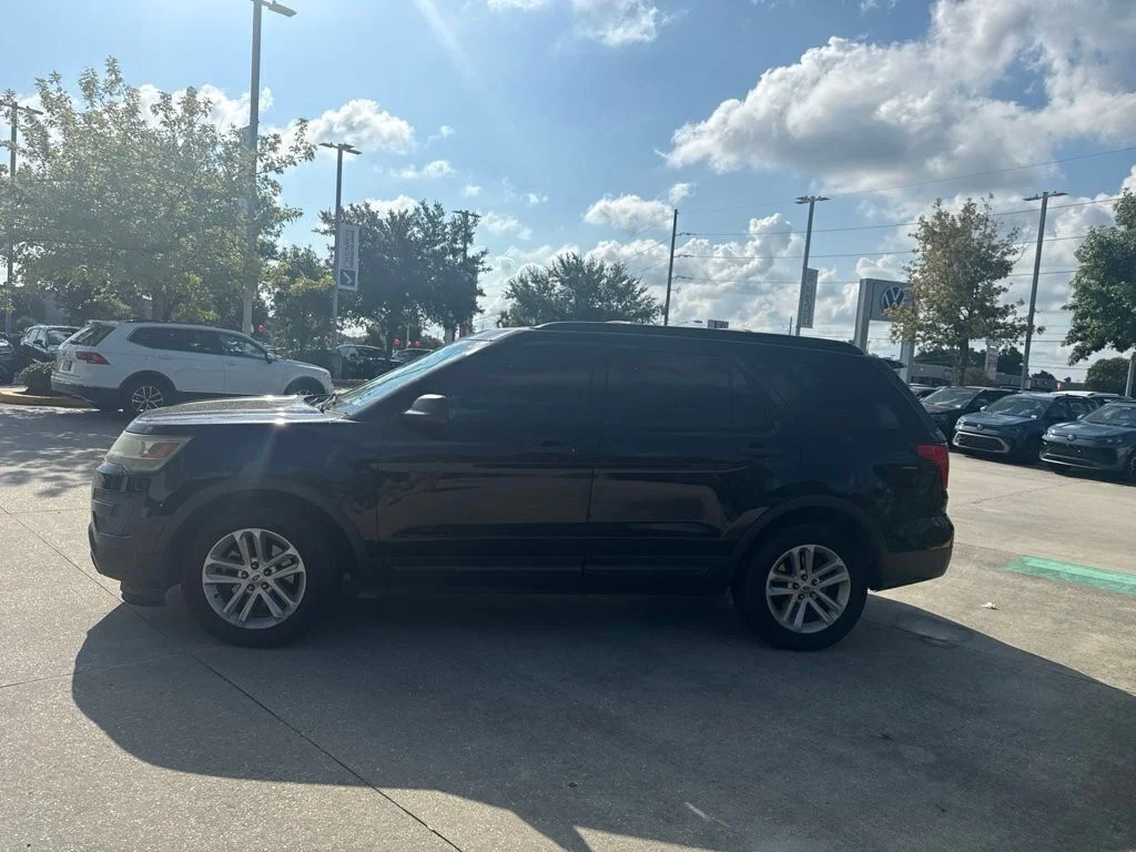 Used 2016 Black Ford Base image 2