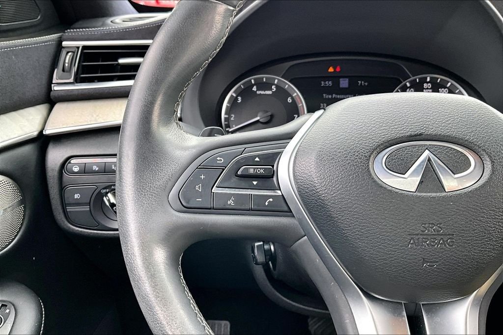 Used 2022 Red INFINITI Autograph image 20