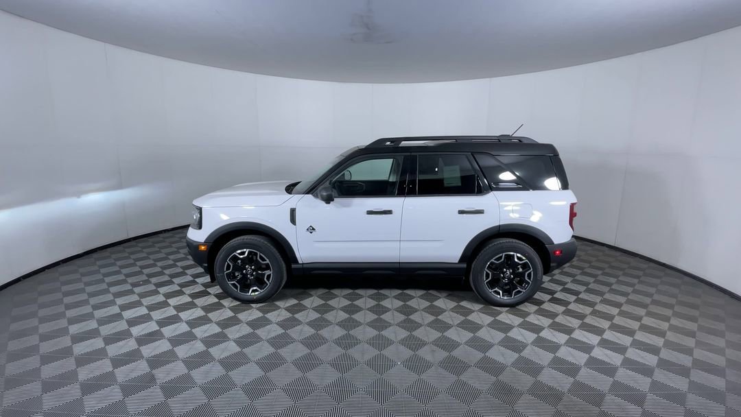 New 2026 Oxford White Ford Outer Banks image 5