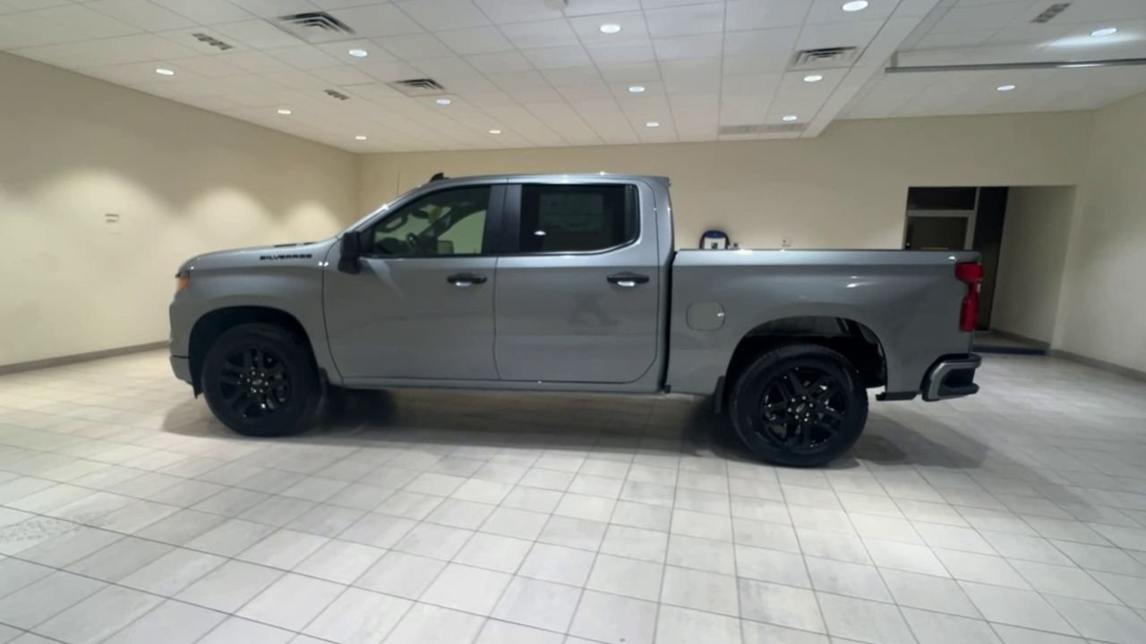 2025 Chevrolet Silverado 1500 Custom - Photo 36