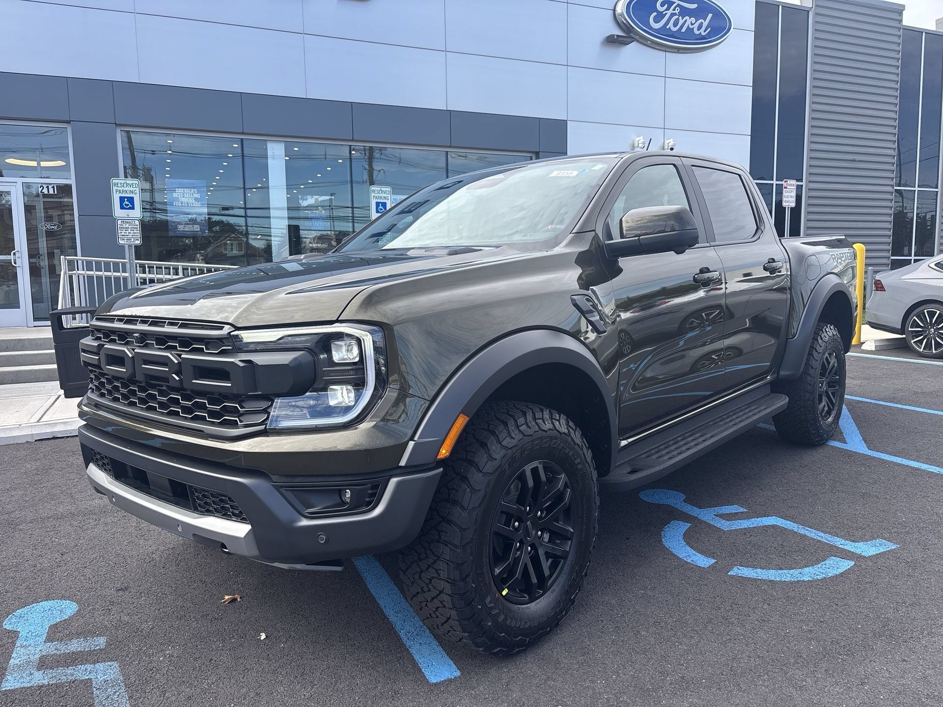 New 2026 Shelter Green Metallic Ford Raptor image 26