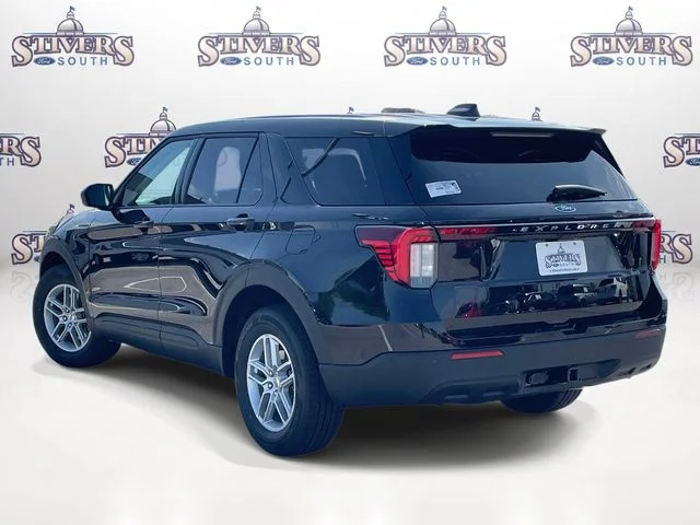 New 2026 Agate Black Metallic Ford Active image 5