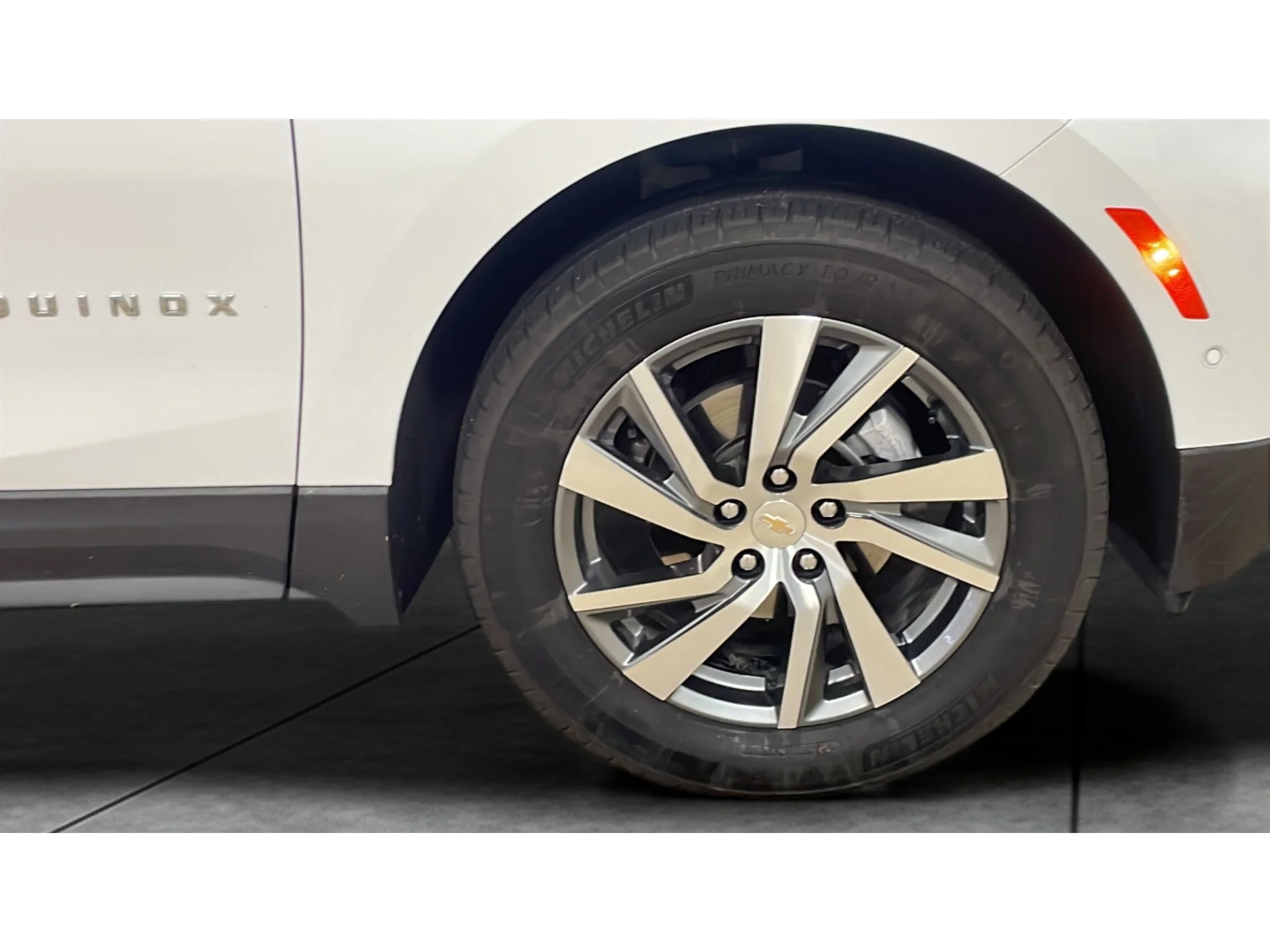 Used 2024 Summit White Chevrolet Premier image 19