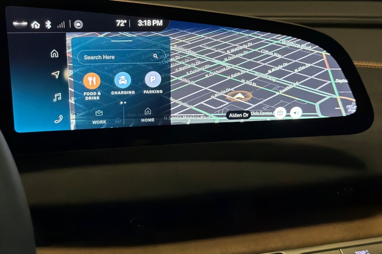 Used 2022 GRAY Lucid Grand Touring image 17